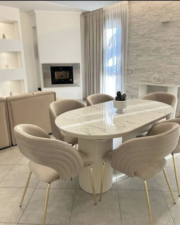 Ibfor Dining Table