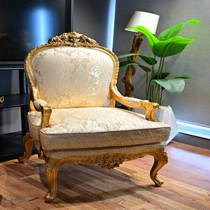 Victoria Classic Chair + Table