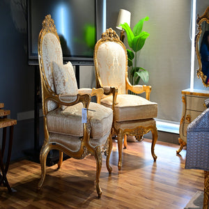 Victoria Classic Chair + Table