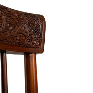 TERRA A pair of chairs