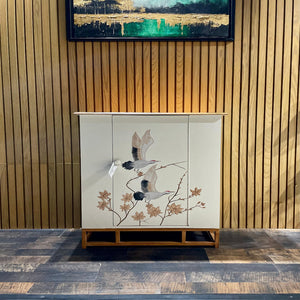 Dove Classic Cupboard